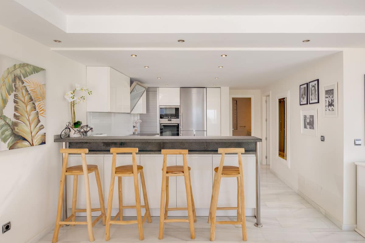 3 bedroom Apartment in Estepona in Estepona - foto 5