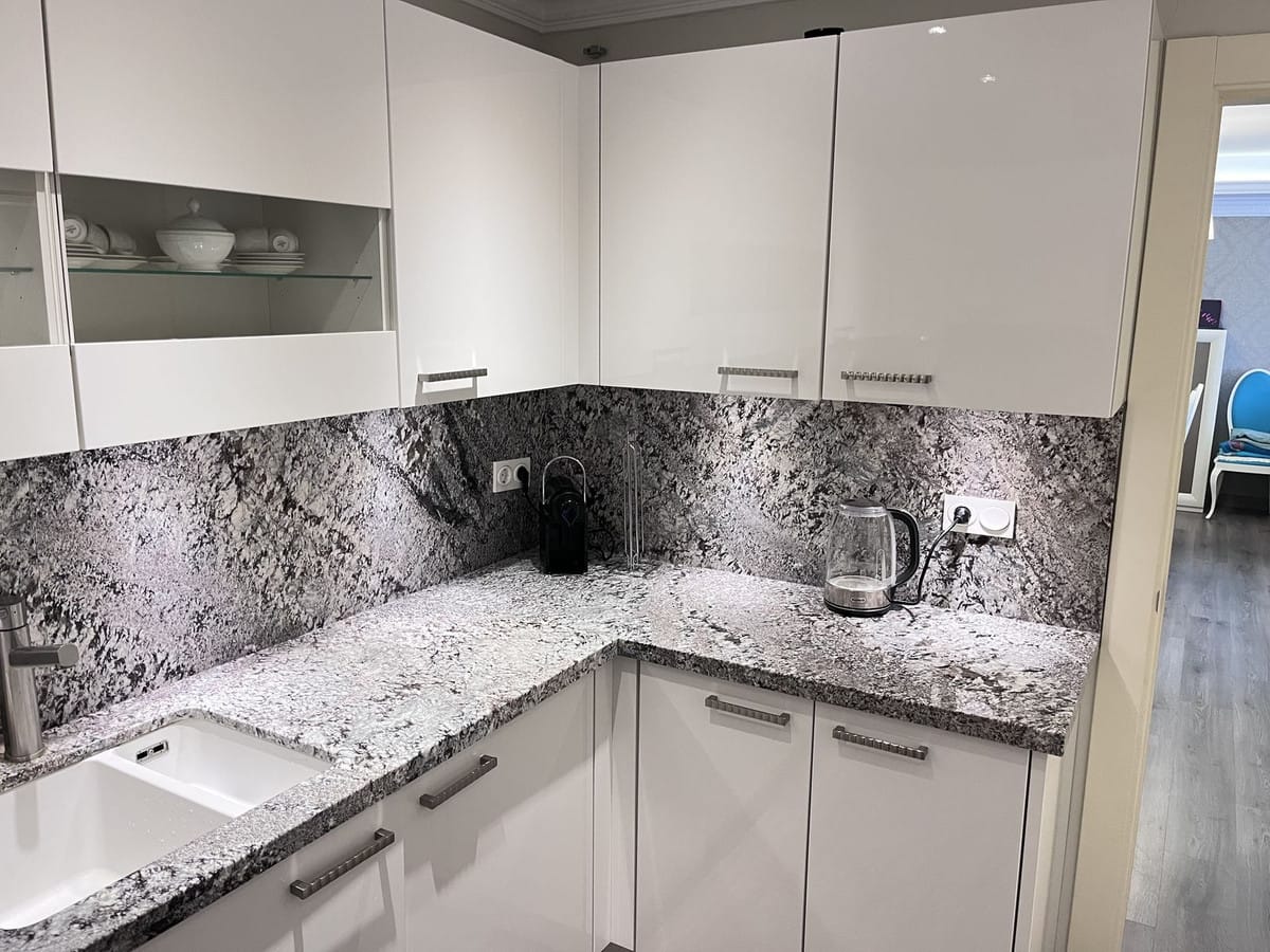 Appartement met 2 slaapkamers in Puerto Banús, 1e lijn aan zee in Puerto Banús - foto 7