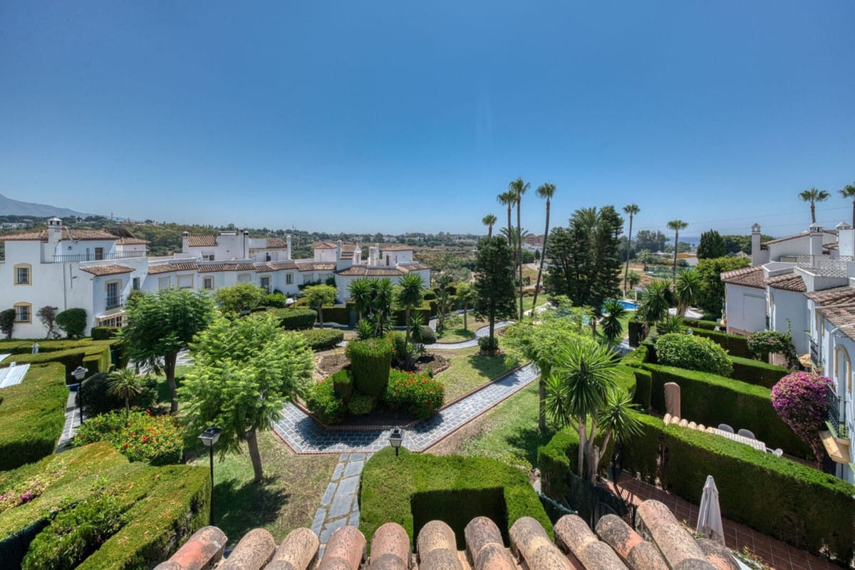 Drie-slaapkamerwoning in Estepona in Estepona - foto 19