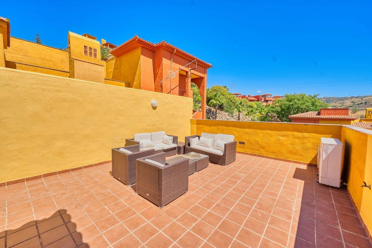 2 bedroom Apartment in Elviria in Elviria - foto 3