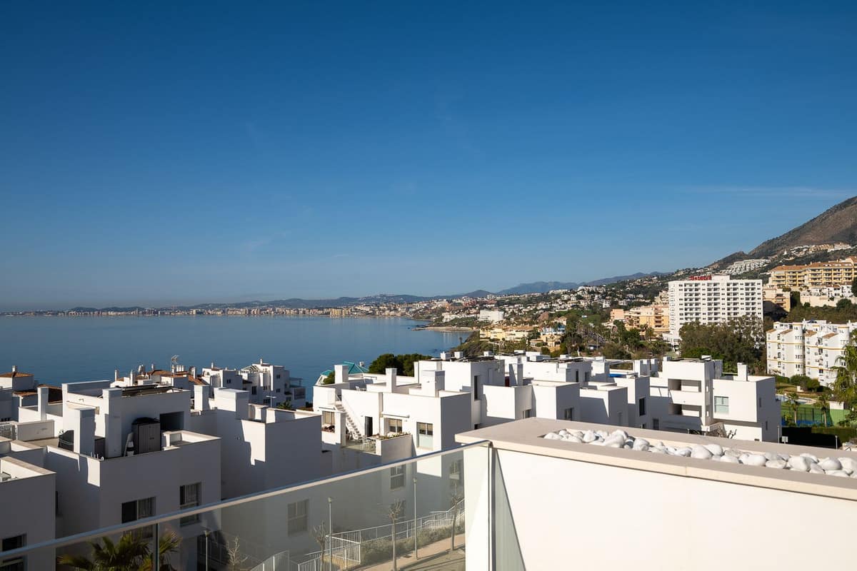 3-slaapkamer duplex-penthouse aan de zeekant in Torrequebrada in Torrequebrada - foto 19