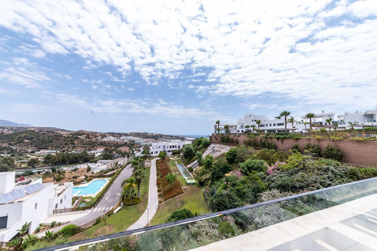 3 bedroom Apartment in La Cala De Mijas in La Cala de Mijas - foto 3