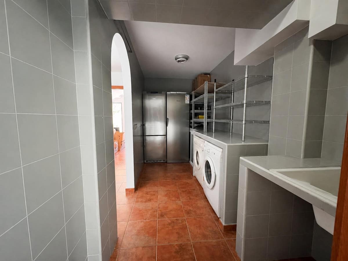 3-slaapkamerwoning in Málaga in Málaga - foto 19