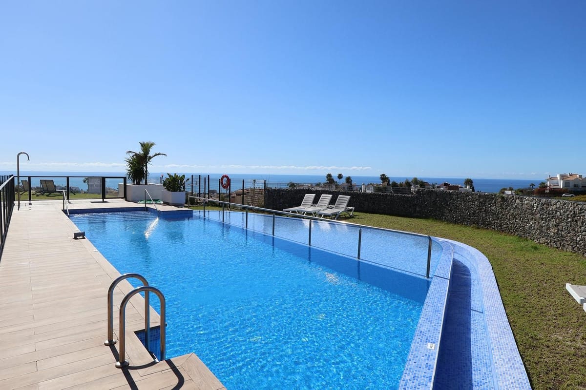 3-slaapkamer villa in Riviera del Sol in Riviera del Sol - foto 2