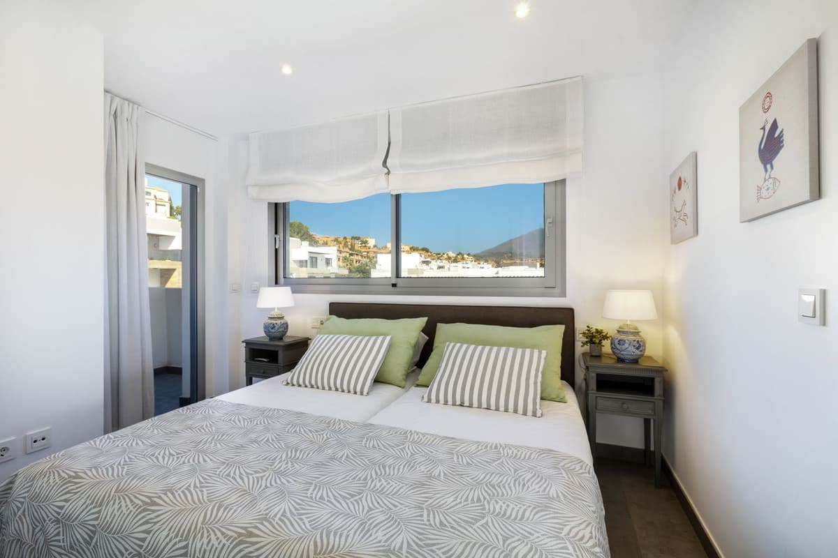 Elegant tweekamerpenthouse met panoramische uitzichten in Atalaya in Atalaya - foto 10