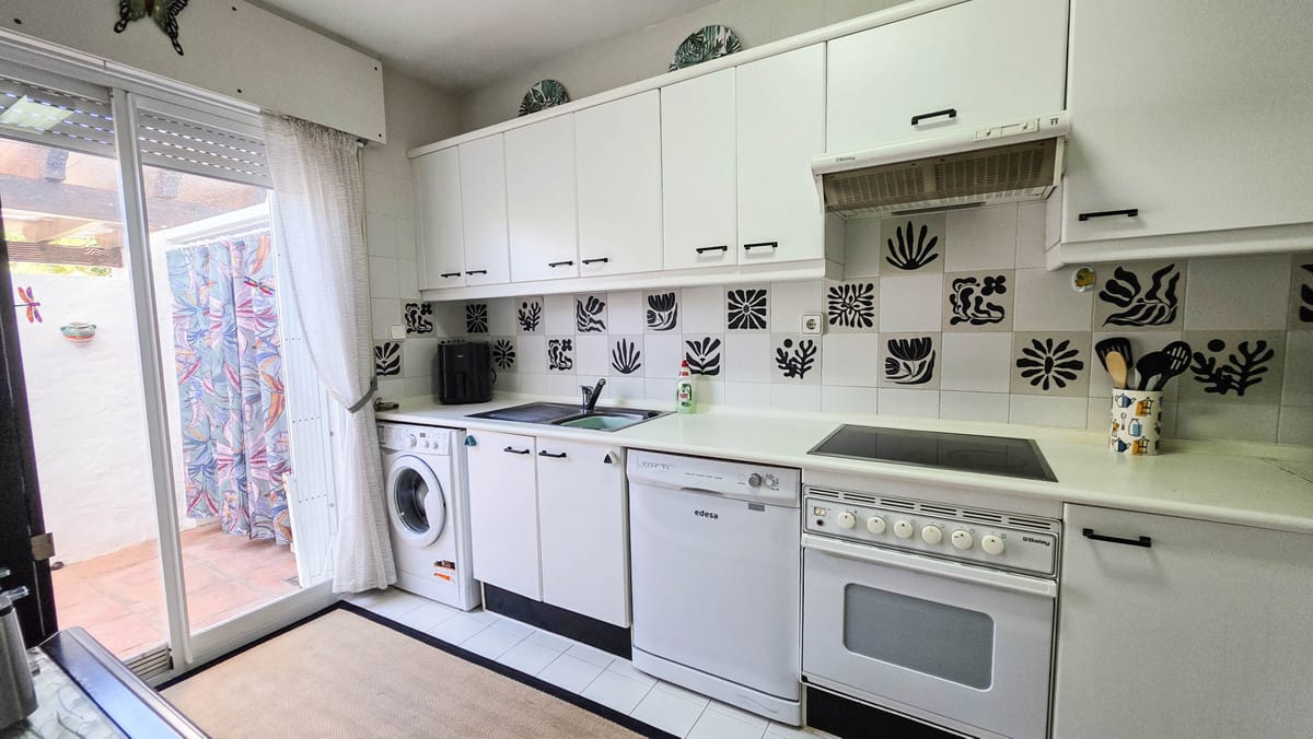 Drie slaapkamers townhouse in La Duquesa, Las Brisas 2 in La Duquesa - foto 19