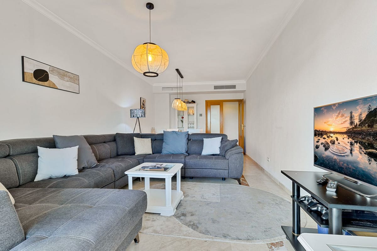 3 bedroom Apartment in Estepona - foto 4