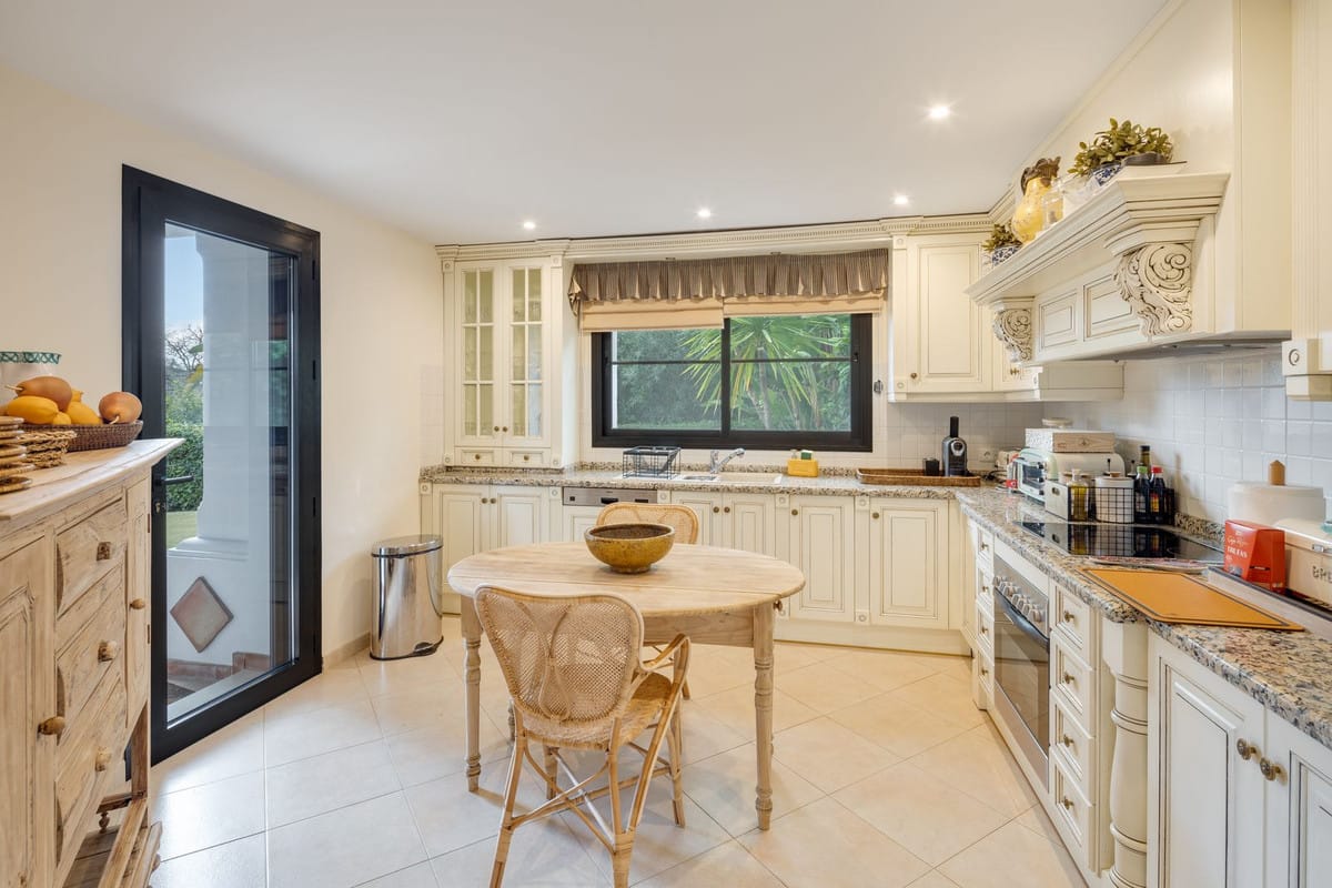 4-slaapkamer villa in La Quinta, Benahavís in Benahavís - foto 17