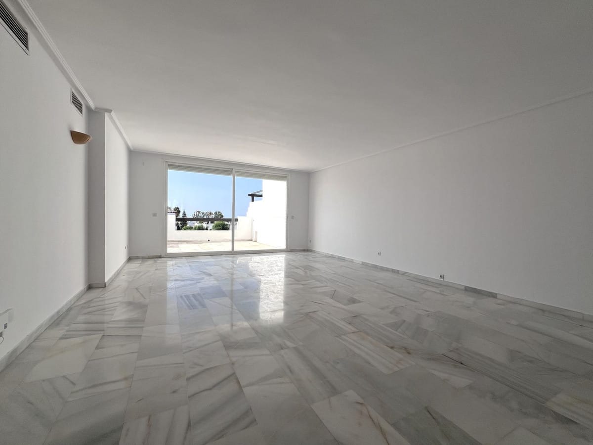 Appartement met 2 slaapkamers in Estepona in Estepona - foto 7
