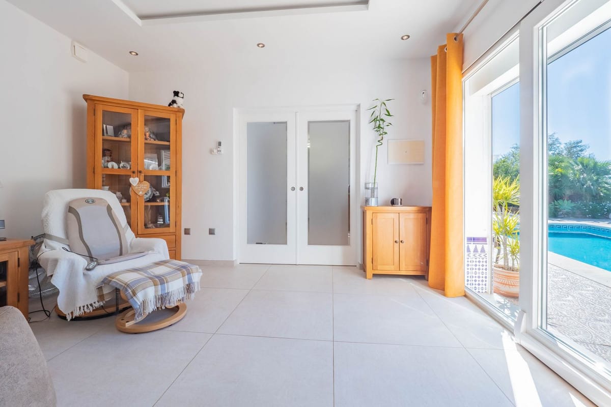 Prachtige 5-slaapkamer villa in Vélez-Málaga met zee- en bergzicht in Vélez-Málaga - foto 9