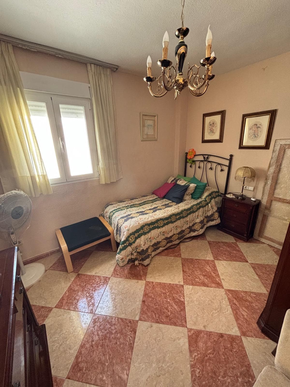 Ruim appartement met 4 slaapkamers in Málaga – 7e verdieping, toplocatie in Málaga - foto 7