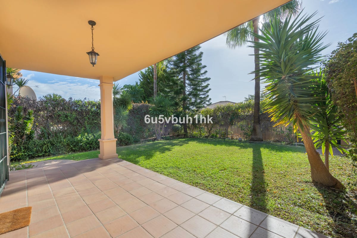 Drie-slaapkamer villa in Riviera del Sol in Riviera del Sol - foto 4