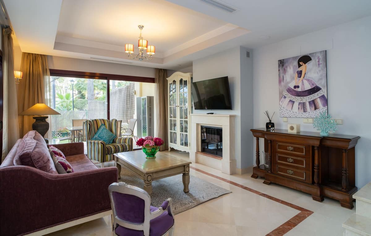 4-slaapkamerhuis in Nueva Andalucía in Nueva Andalucía - foto 2