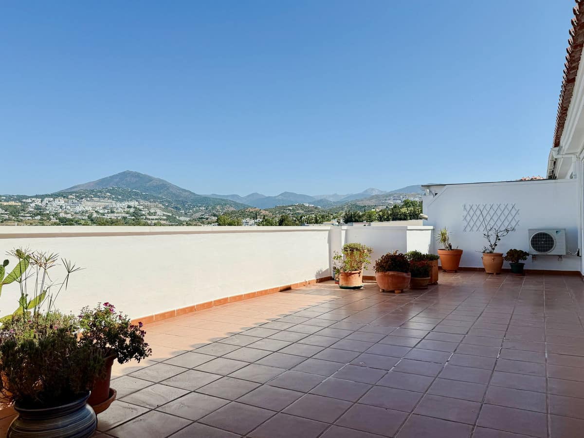Drie-slaapkamerpenthouse in La Campana, Nueva Andalucía in La Campana - foto 15