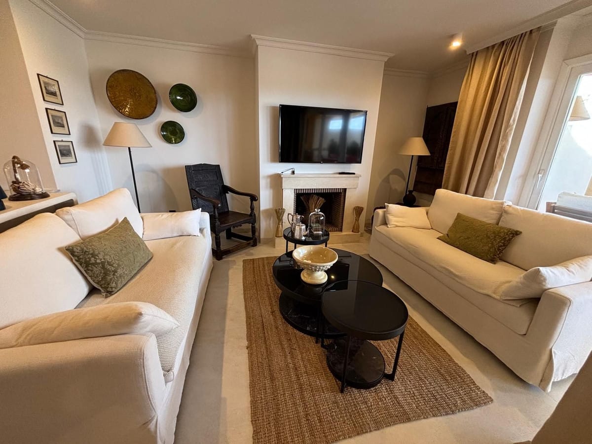 Drie-slaapkamer appartement in Aloha in Aloha - foto 12