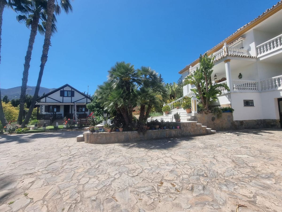 9-slaapkamer Finca in Alhaurín El Grande in Alhaurín el Grande - foto 2