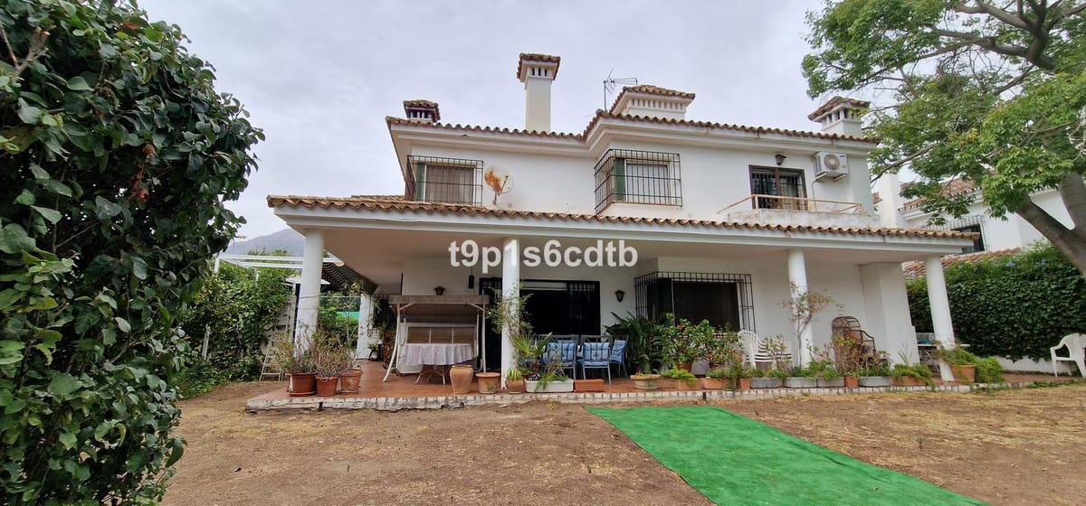 Vijf-slaapkamer villa in Marbella met panoramische zee- en bergzicht in Marbella - foto 4