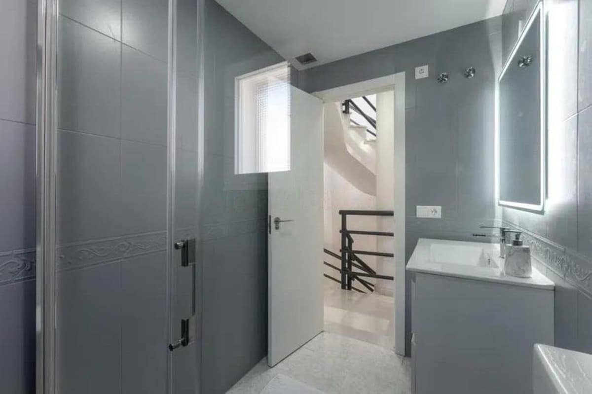 3-slaapkamer villa met zeezicht in Artola-Cabopino, Marbella in Marbella - foto 12