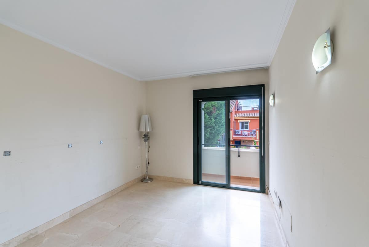 4-slaapkamerwoning in Estepona in Estepona - foto 17