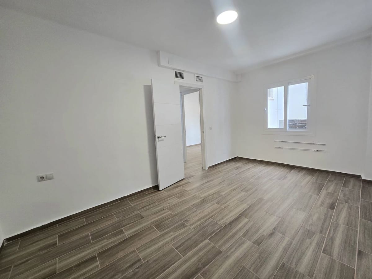 3-slaapkamer appartement in Málaga in Málaga - foto 9