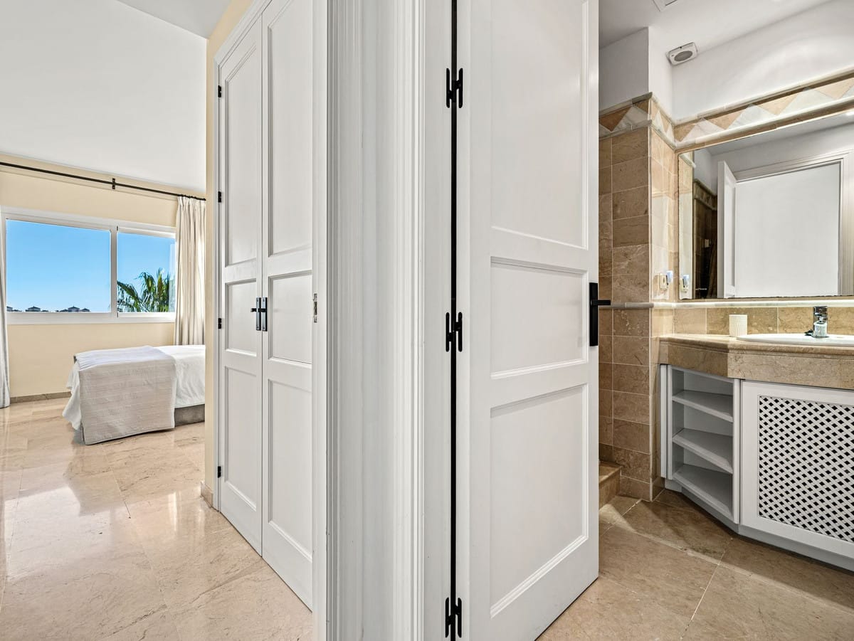 Drie-slaapkamer appartement in Elviria Hills in Elviria - foto 14