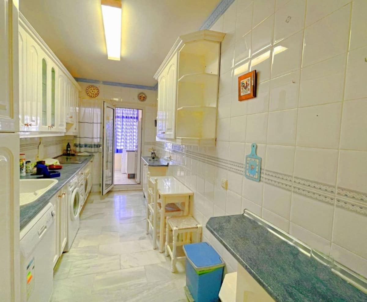 3-slaapkamer appartement aan het strand in Estepona in Estepona - foto 3