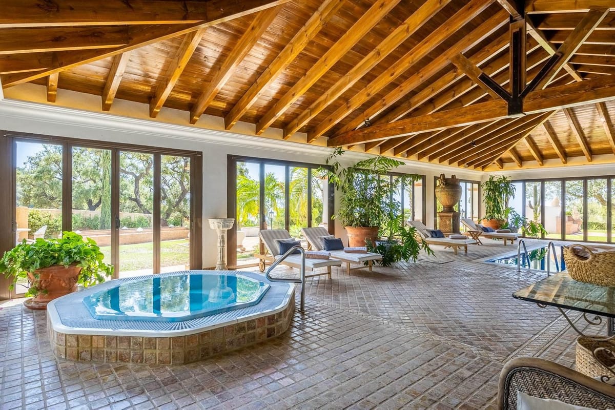 6-slaapkamer villa in Marbella, La Mairena in Marbella - foto 4