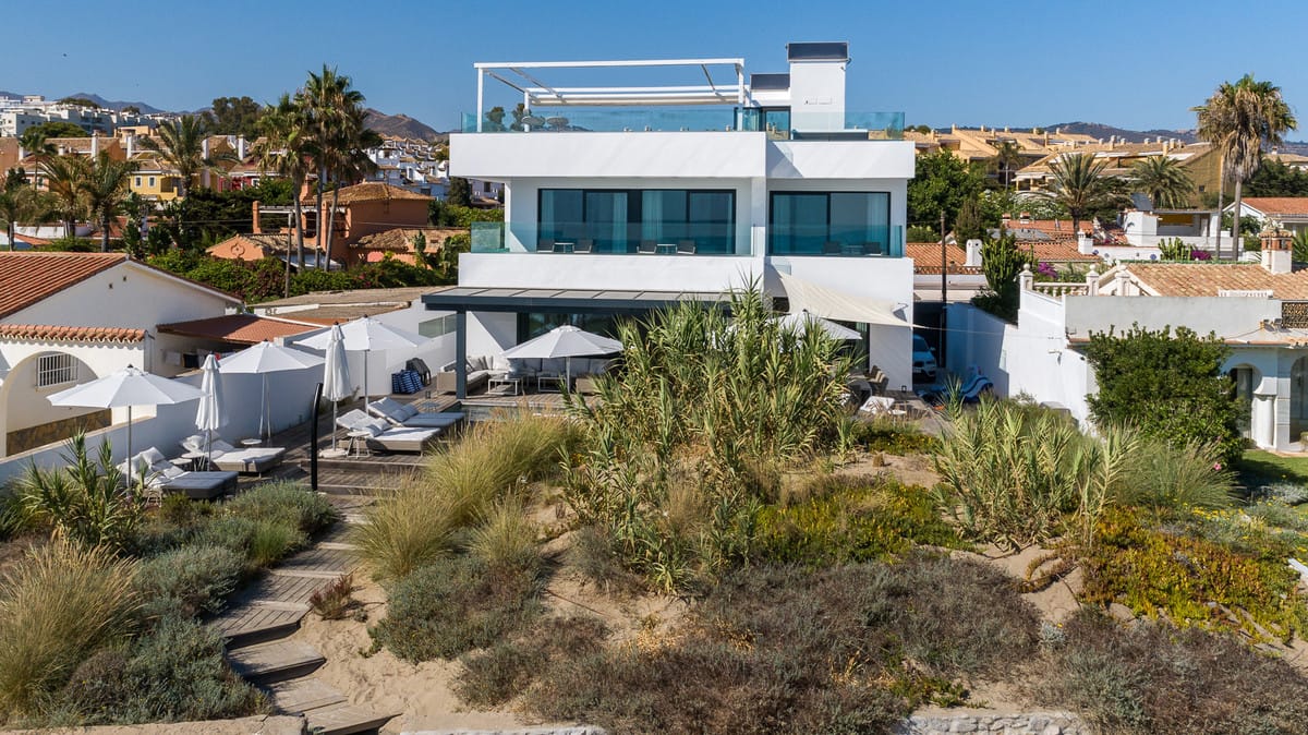 6 bedroom House in Costabella in Costabella - foto 4