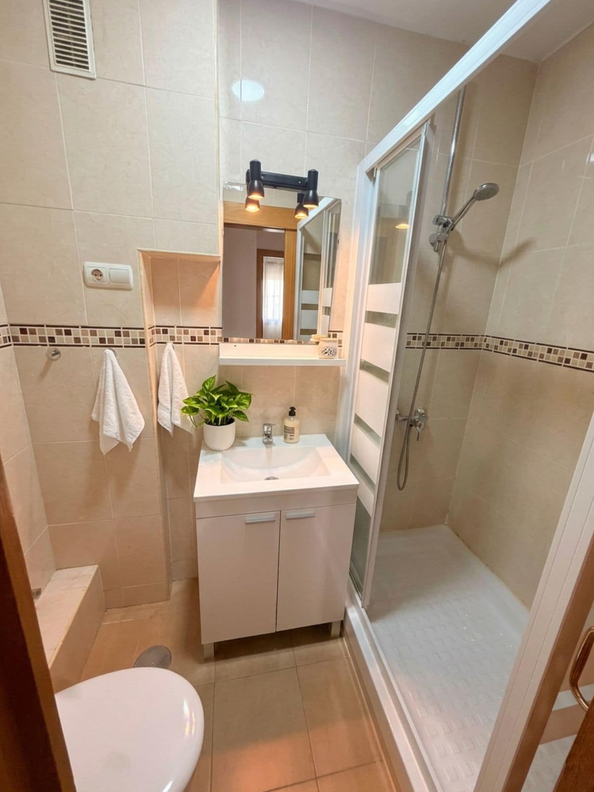 Volledig gerenoveerd 3-slaapkamer appartement in El Calvario, Torremolinos in Torremolinos - foto 12