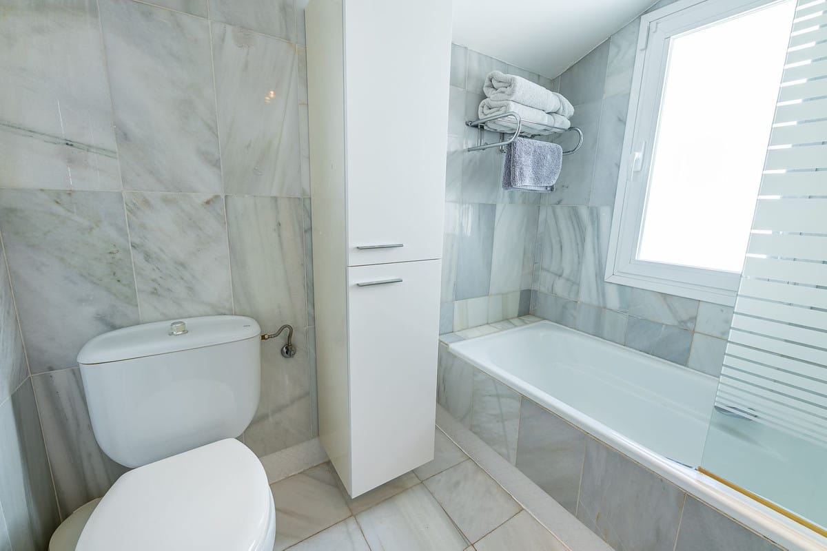 Drie-slaapkamerwoning in Nueva Andalucía in Nueva Andalucía - foto 15