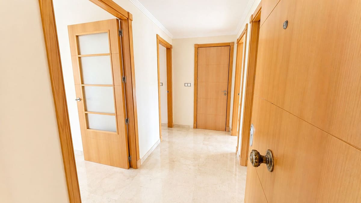 Appartement met 2 slaapkamers in Manilva in Manilva - foto 2