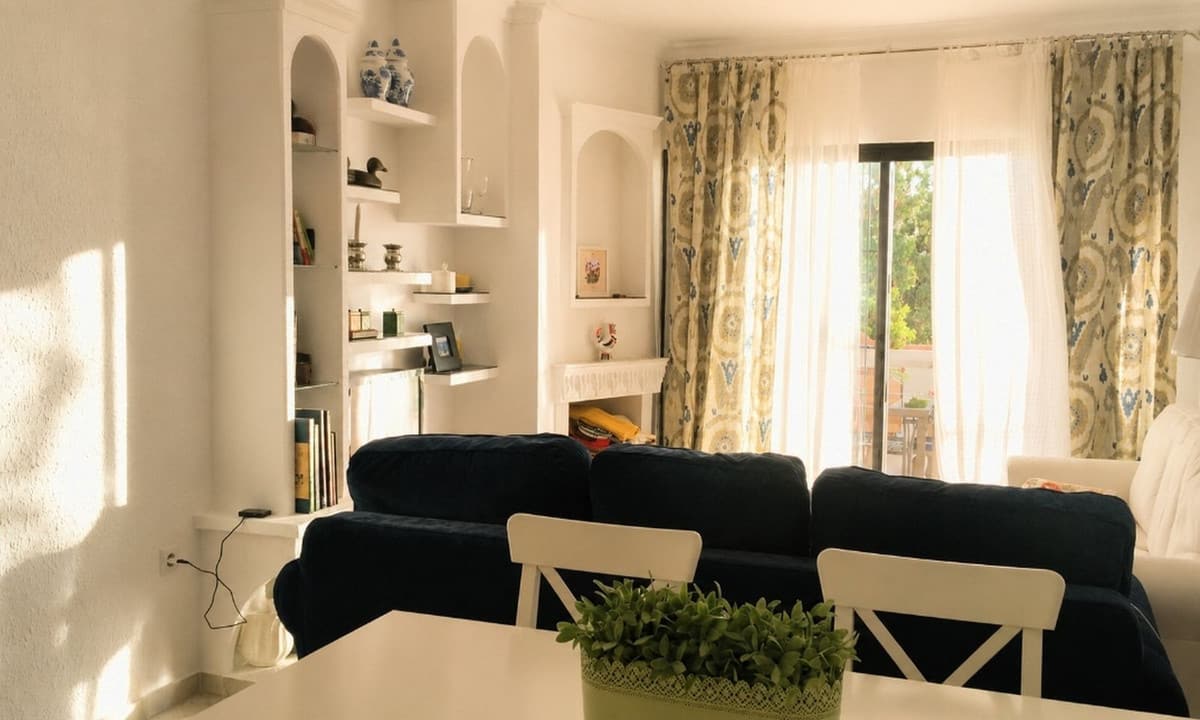 Uitzonderlijk gelijkvloers 2-slaapkamer appartement met zeezicht en ruim terras – Miraflores, Mijas Costa in Miraflores - foto 17