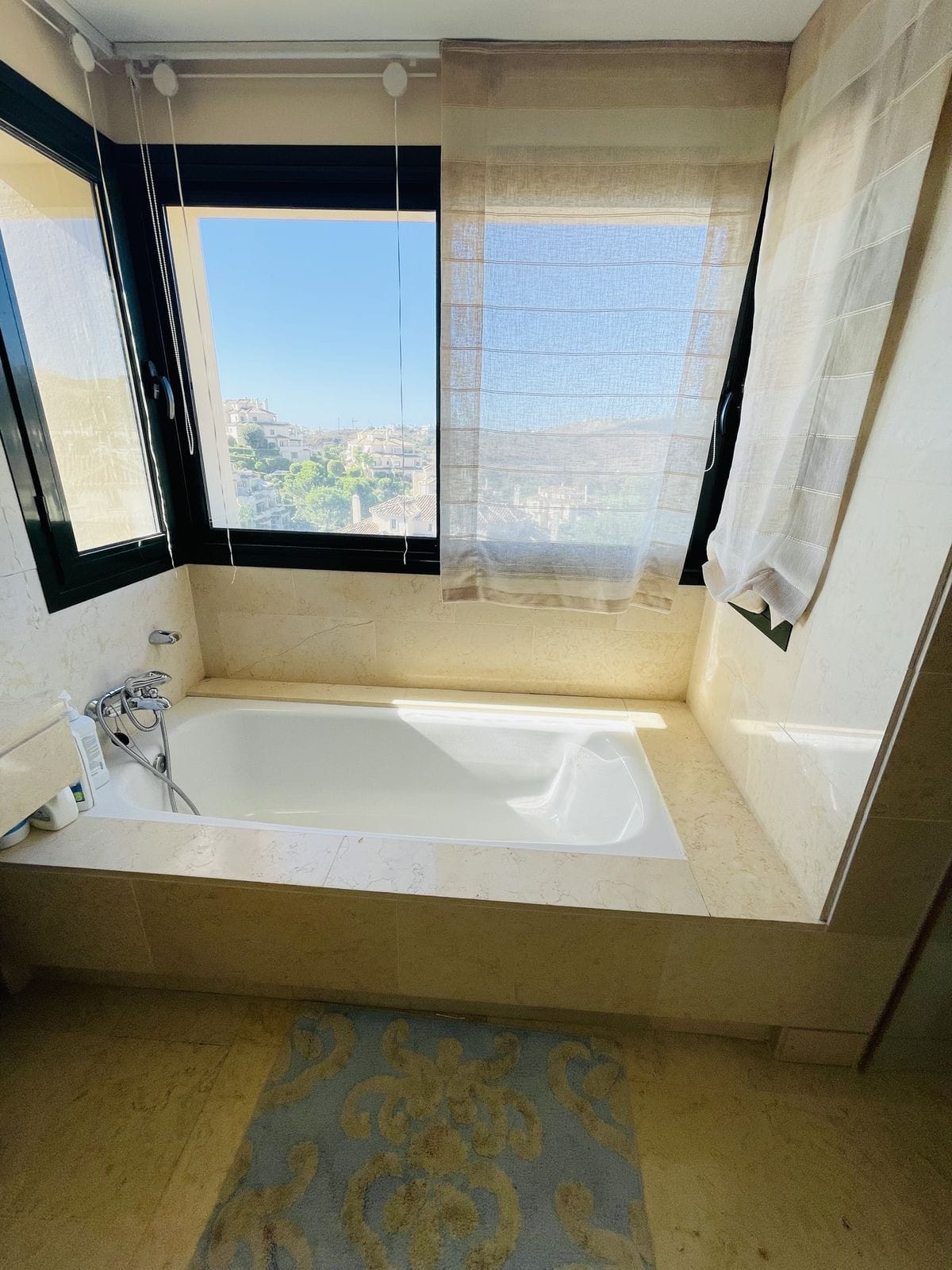 4 bedroom Apartment in Benahavís in Benahavís - foto 11