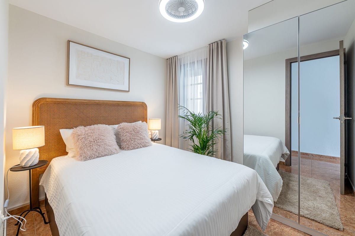 1-slaapkamer penthouse in La Duquesa met zeezicht en toeristische licentie in La Duquesa - foto 13