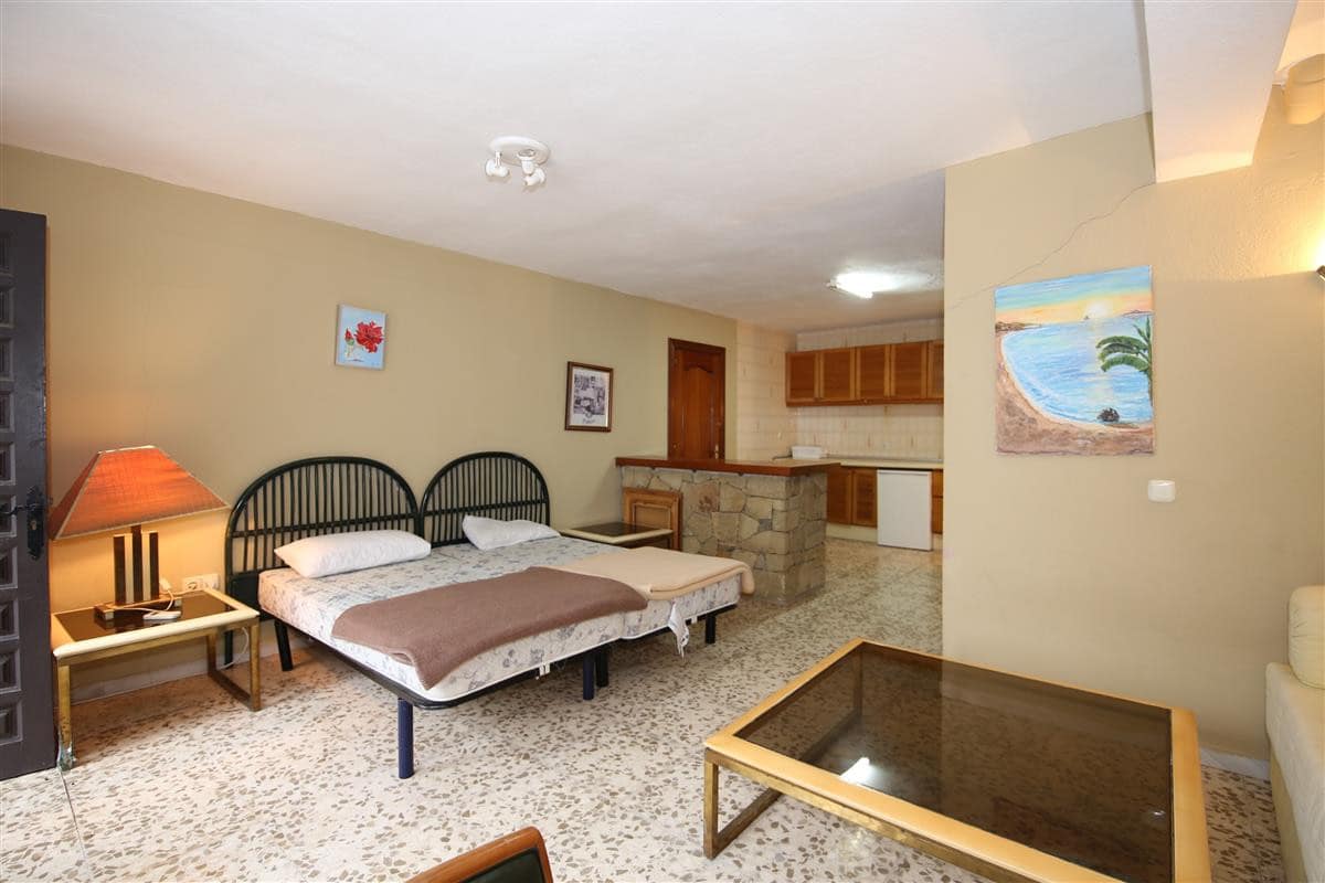 4 bedroom House in Estepona in Estepona - foto 12