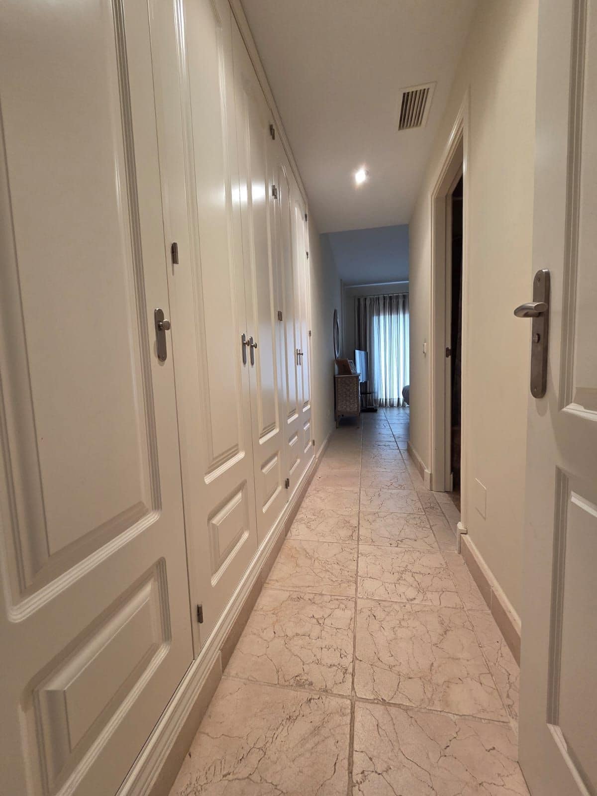 2 bedroom Apartment in Estepona in Estepona - foto 10