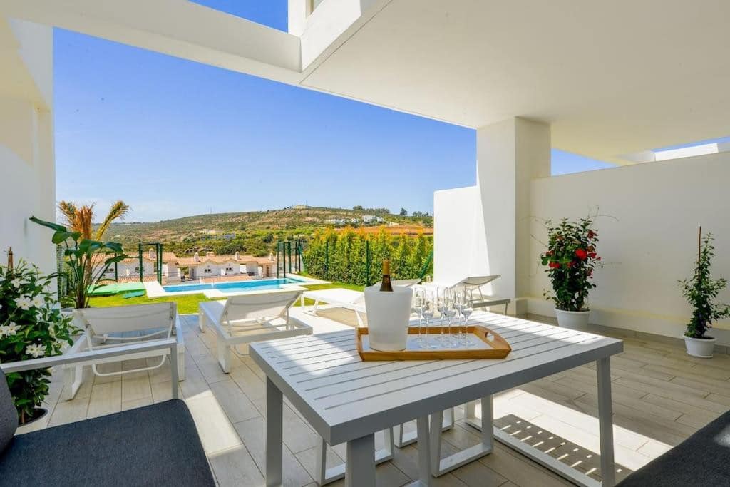 Drie-slaapkamerwoning in Manilva met panoramisch zeezicht in Manilva - foto 12