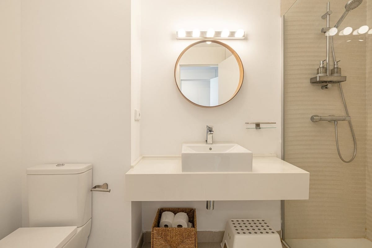 Prachtig 2-slaapkamer appartement op de begane grond aan de rand van Estepona in Estepona - foto 10