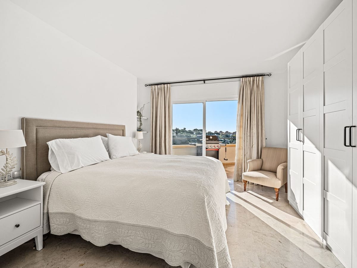 Drie-slaapkamer appartement in Elviria Hills in Elviria - foto 12