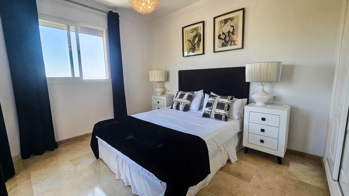 Villa met 4 slaapkamers in La Duquesa in La Duquesa - foto 17