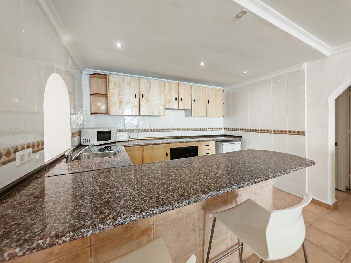 5-slaapkamer Town House te koop in Calahonda, Mijas Costa in Calahonda - foto 18