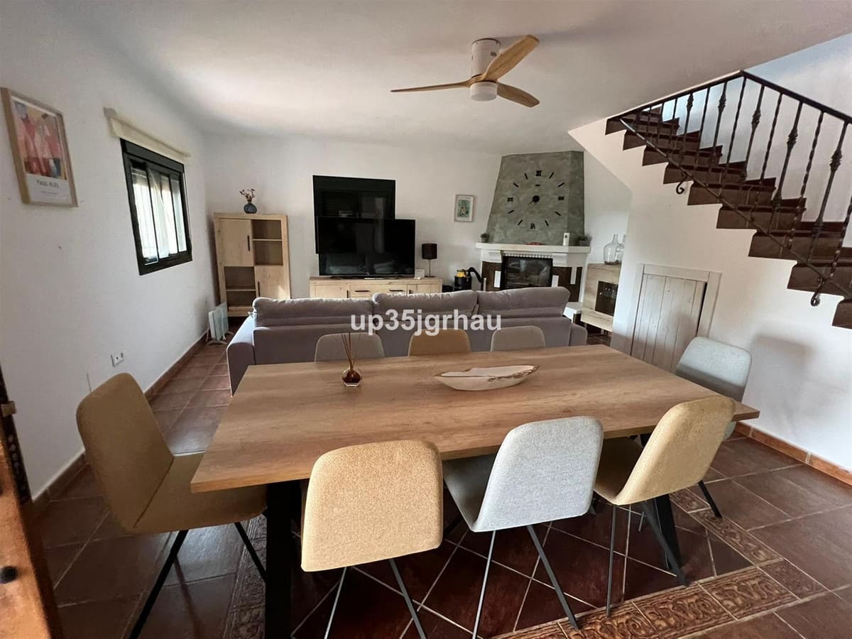 6 bedroom House in Estepona in Estepona - foto 8