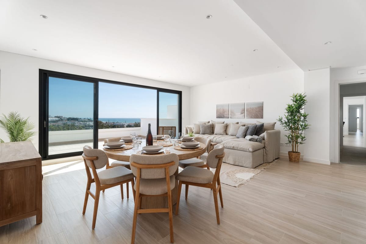 Ruim 4-slaapkamer appartement met panoramisch uitzicht in Navigolf Suites, La Cala de Mijas in La Cala de Mijas - foto 2