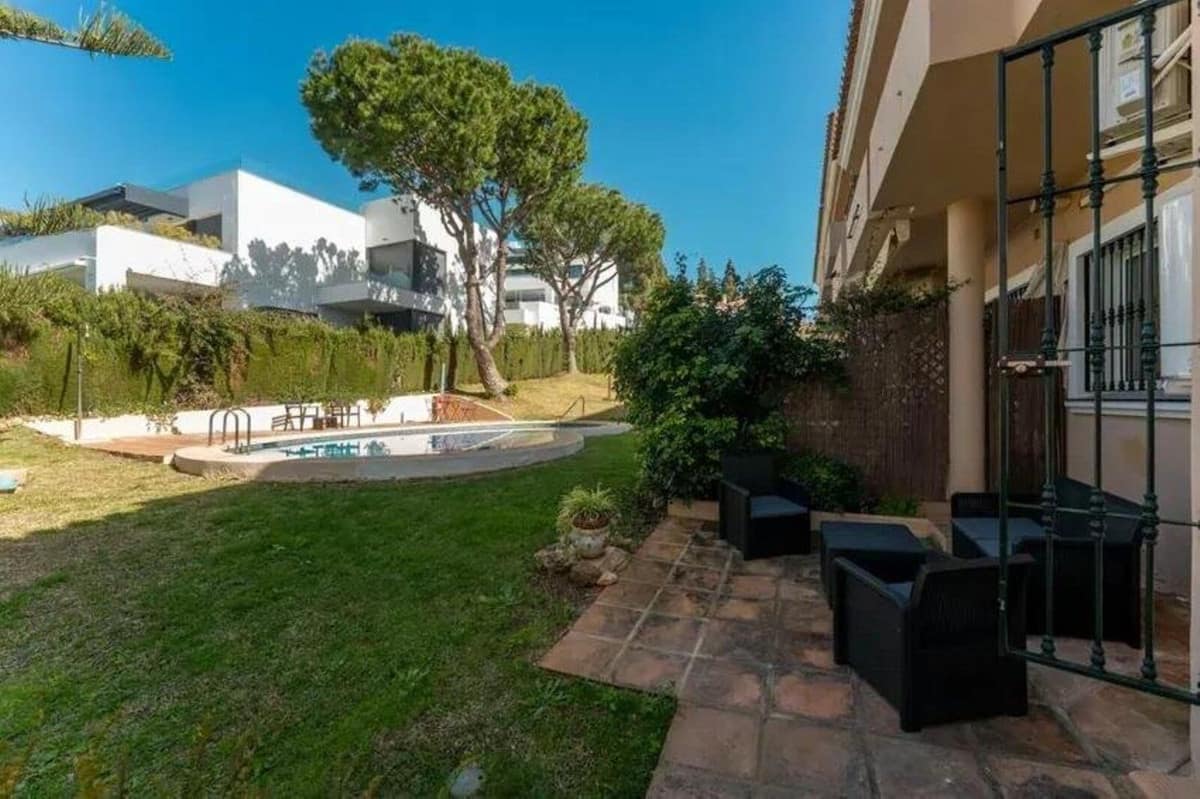 3-slaapkamer villa met zeezicht in Artola-Cabopino, Marbella in Marbella - foto 19