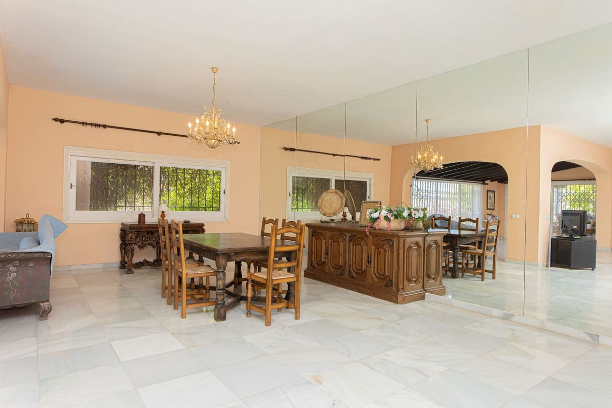 8-slaapkamer villa in Nueva Andalucía – investeringskans Marbella in Nueva Andalucía - foto 4