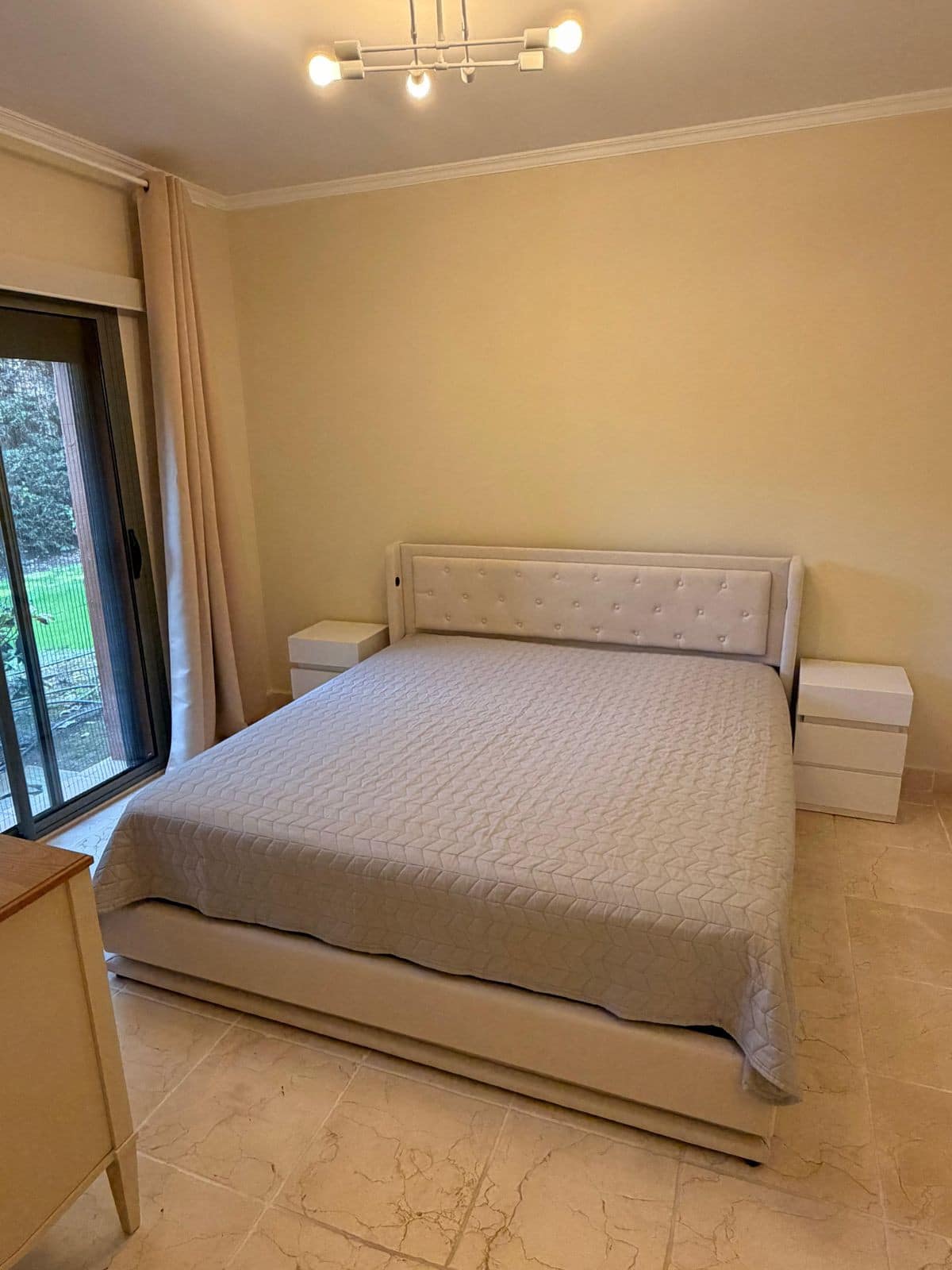 Drie-slaapkamer appartement in Estepona in Estepona - foto 11