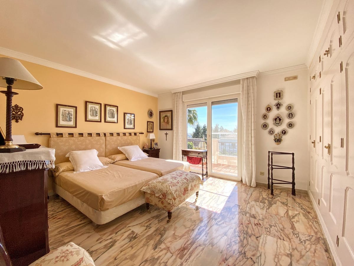 6-slaapkamer villa in Marbella in Marbella - foto 13