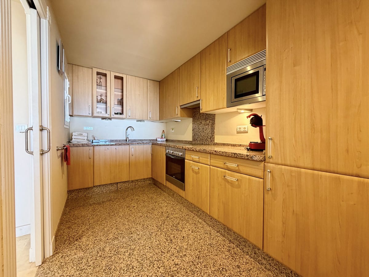 Appartement met 2 slaapkamers aan het strand in Estepona in Estepona - foto 8