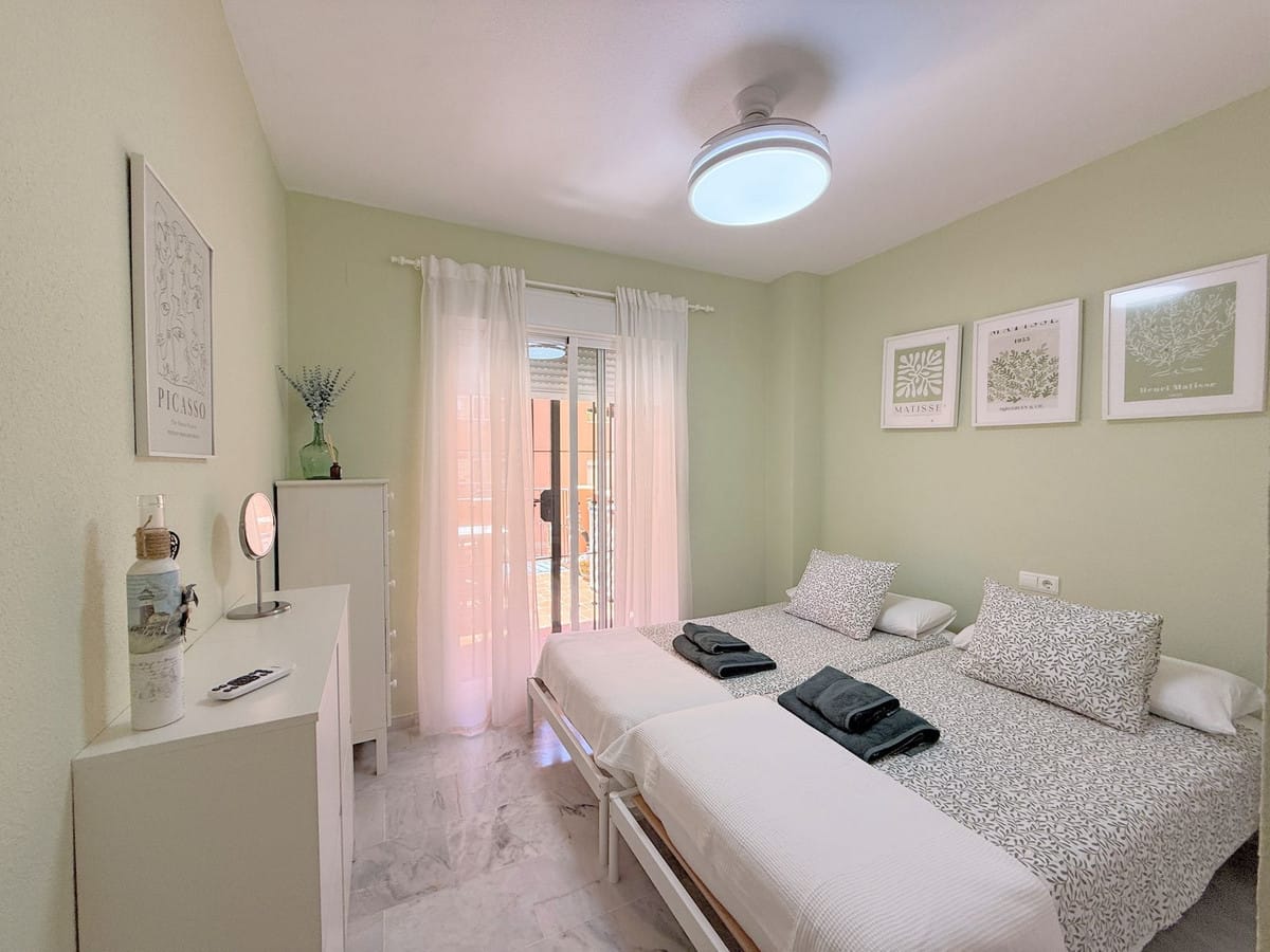 Appartement met 2 slaapkamers in La Duquesa in La Duquesa - foto 7