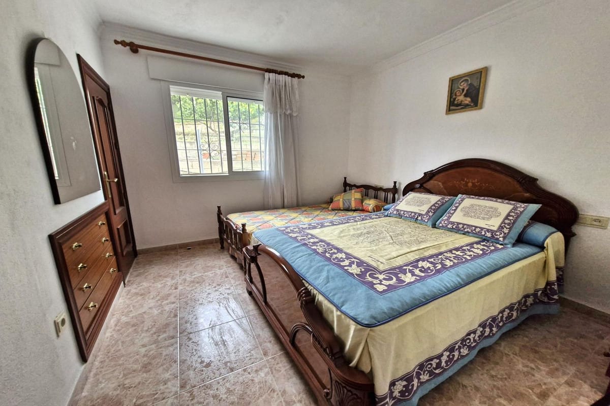 7-slaapkamerwoning in Guaro, Málaga in Guaro - foto 14